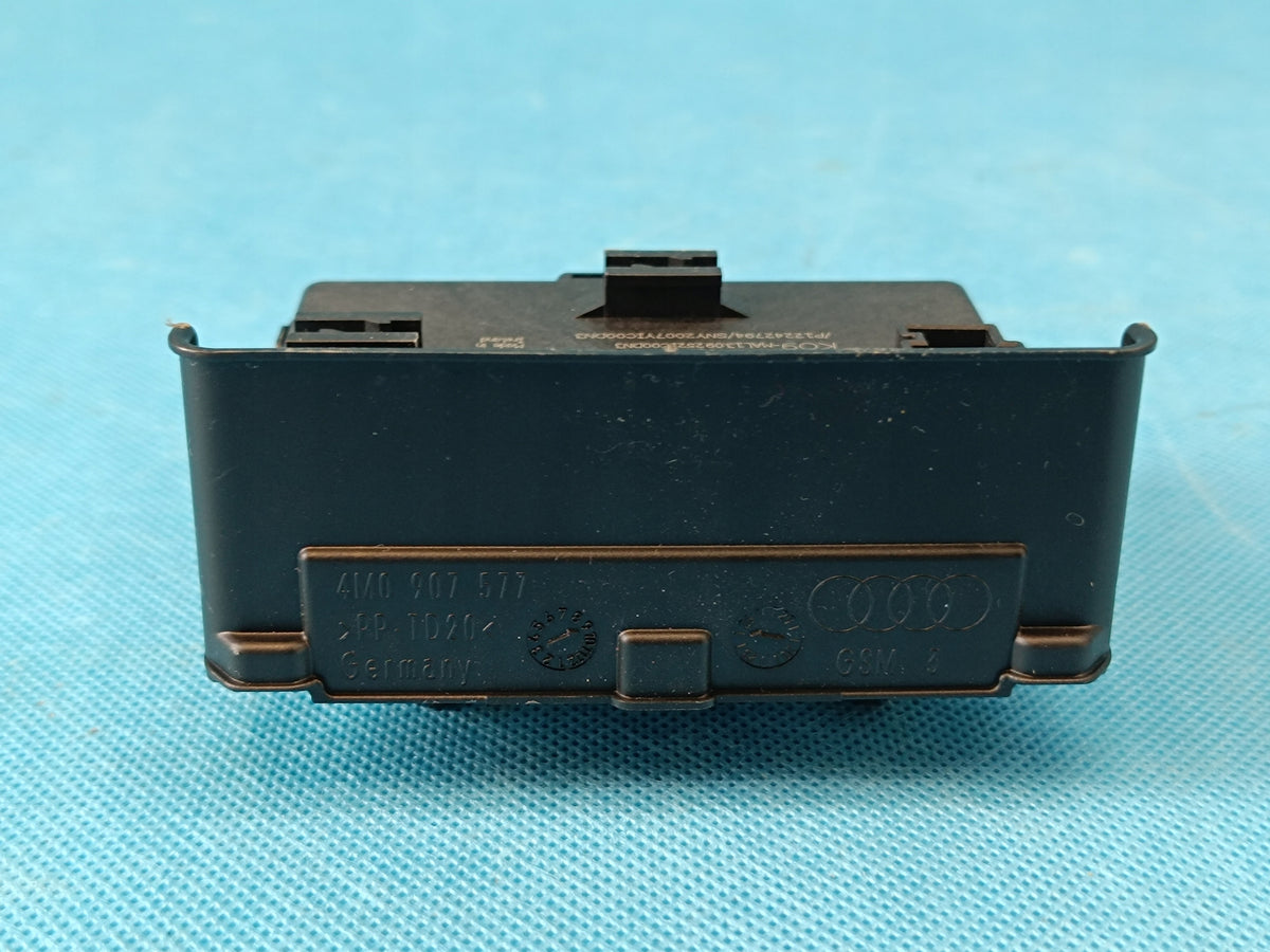 AUDI A6 C9 AVANT 2.0 TDI 150KW 4x4 2026R DOOR MODULE RIGHT FRONT 85E959592E