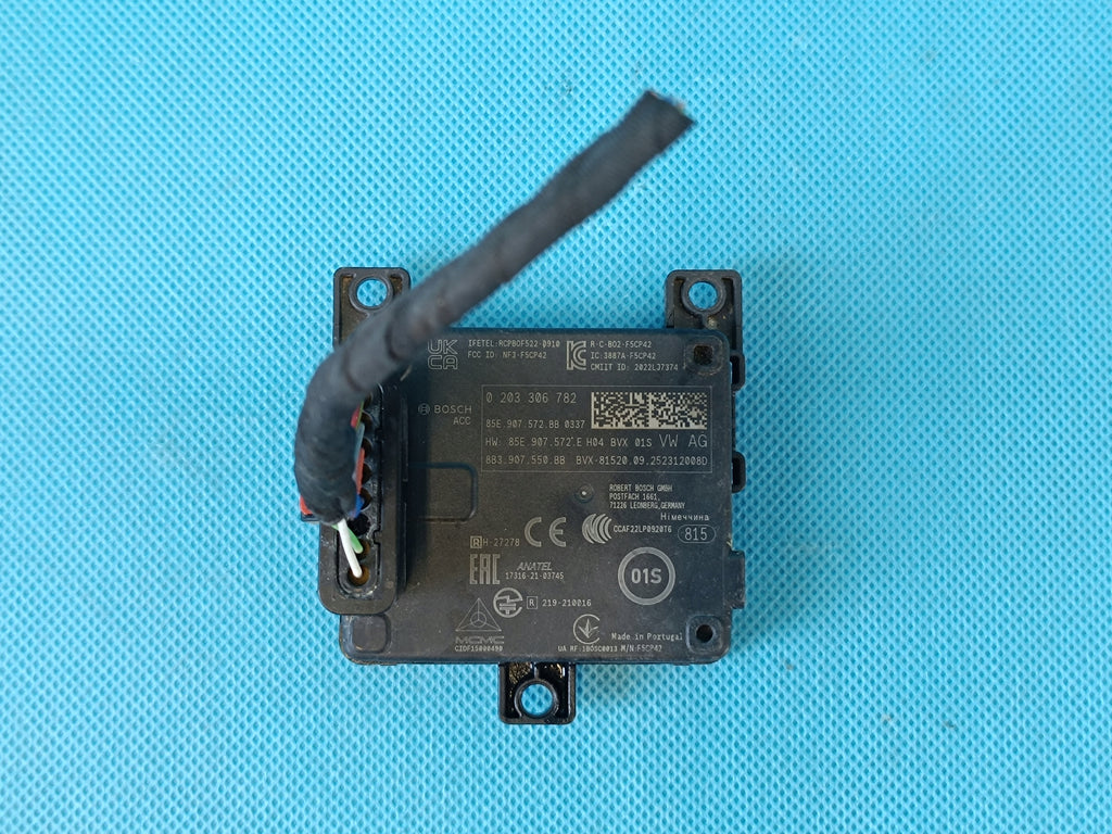AUDI A6 C9 AVANT 2.0 TDI 150KW 4x4 2026R RADAR SENSOR DISTRONIC 8B3907550BB