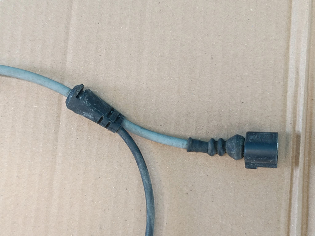 AUDI A6 C9 AVANT 2.0 TDI 2026R ROTATION SENSOR BEAM LEFT FRONT 8B3972251