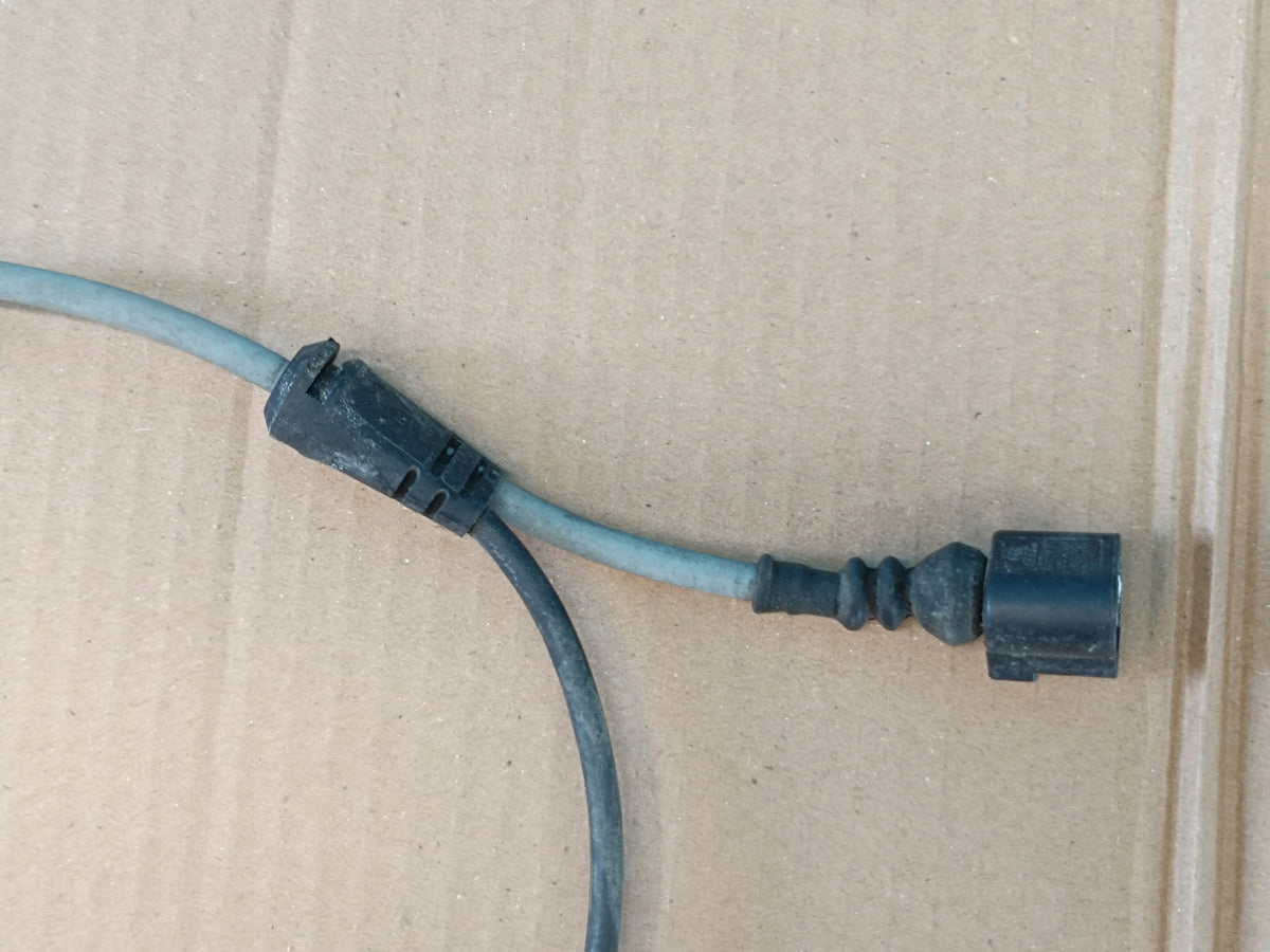 AUDI A6 C9 AVANT 2.0 TDI 2026R ROTATION SENSOR BEAM LEFT FRONT 8B3972251