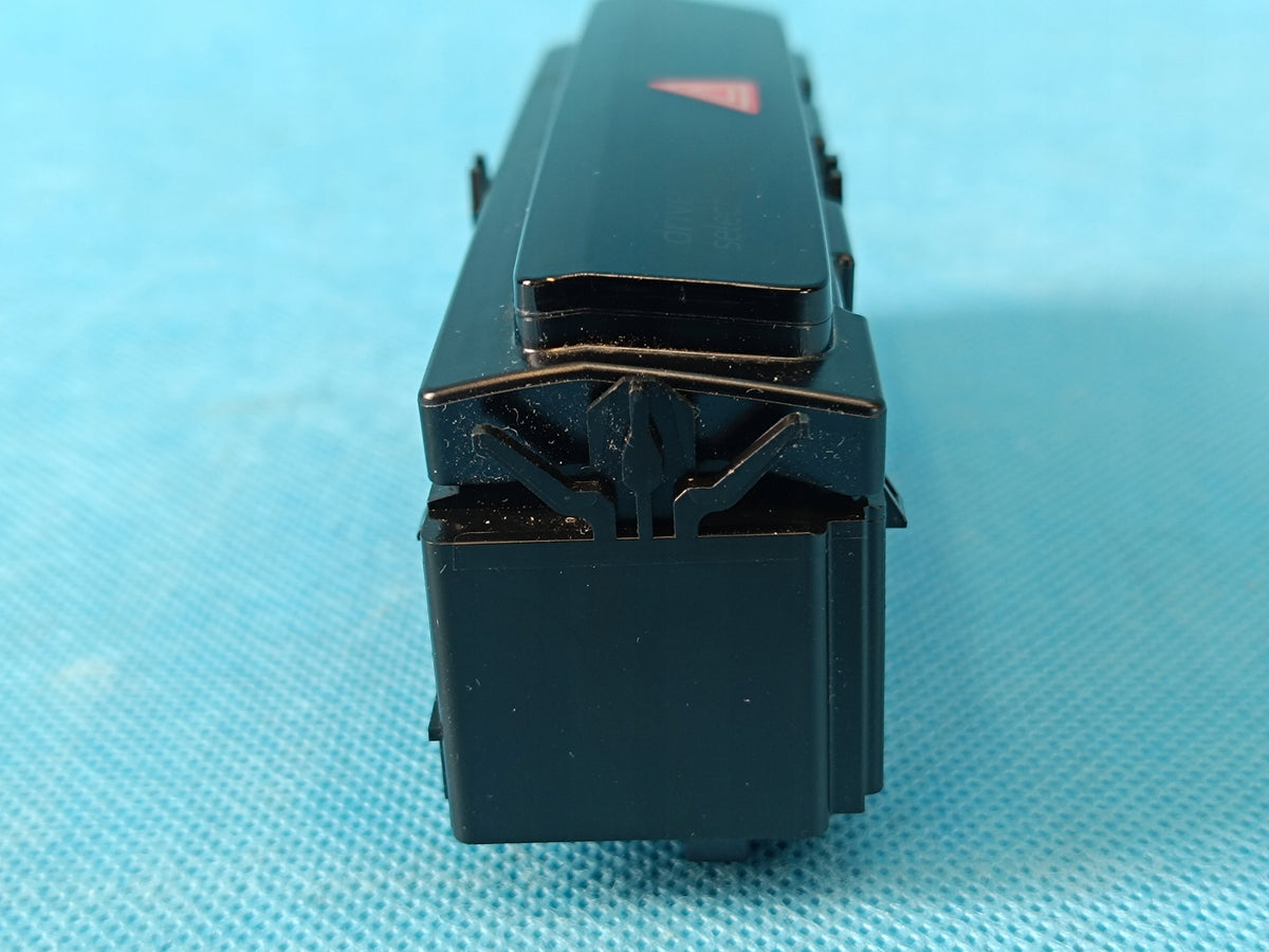 AUDI A6 C9 AVANT 2.0 TDI 4x4 2026 R EMERGENCY LIGHT SWITCH 85E925301AG