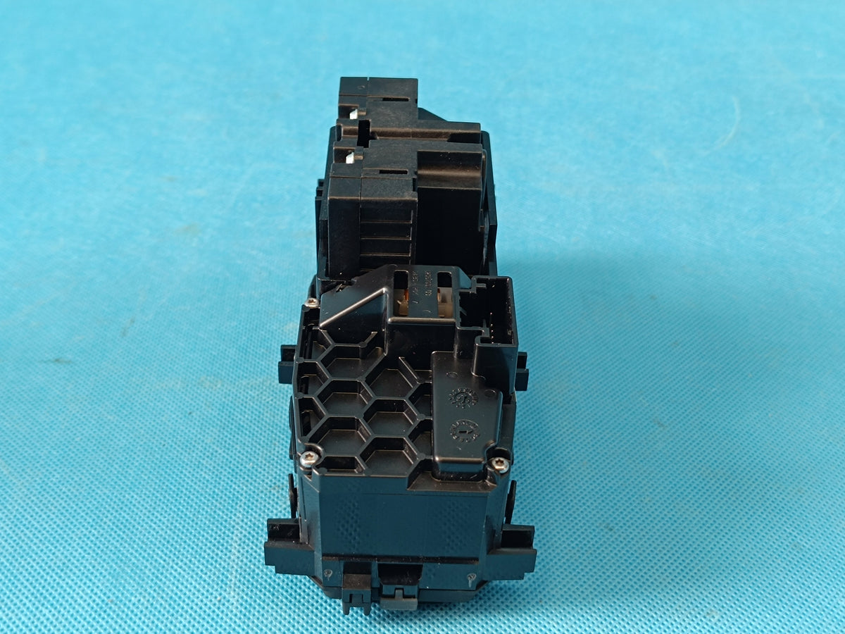 AUDI A6 C9 AVANT 2.0 TDI 4x4 2026 R GEAR SELECTOR PANEL 8B3713059J