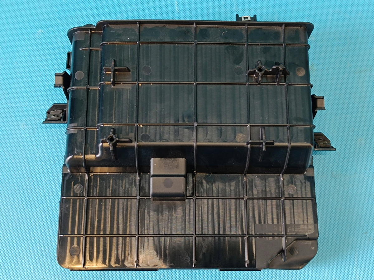 AUDI A6 C9 AVANT 2.0TDI 150KW 4x4 2026R MODULE DRIVER COVER 8B1907286D