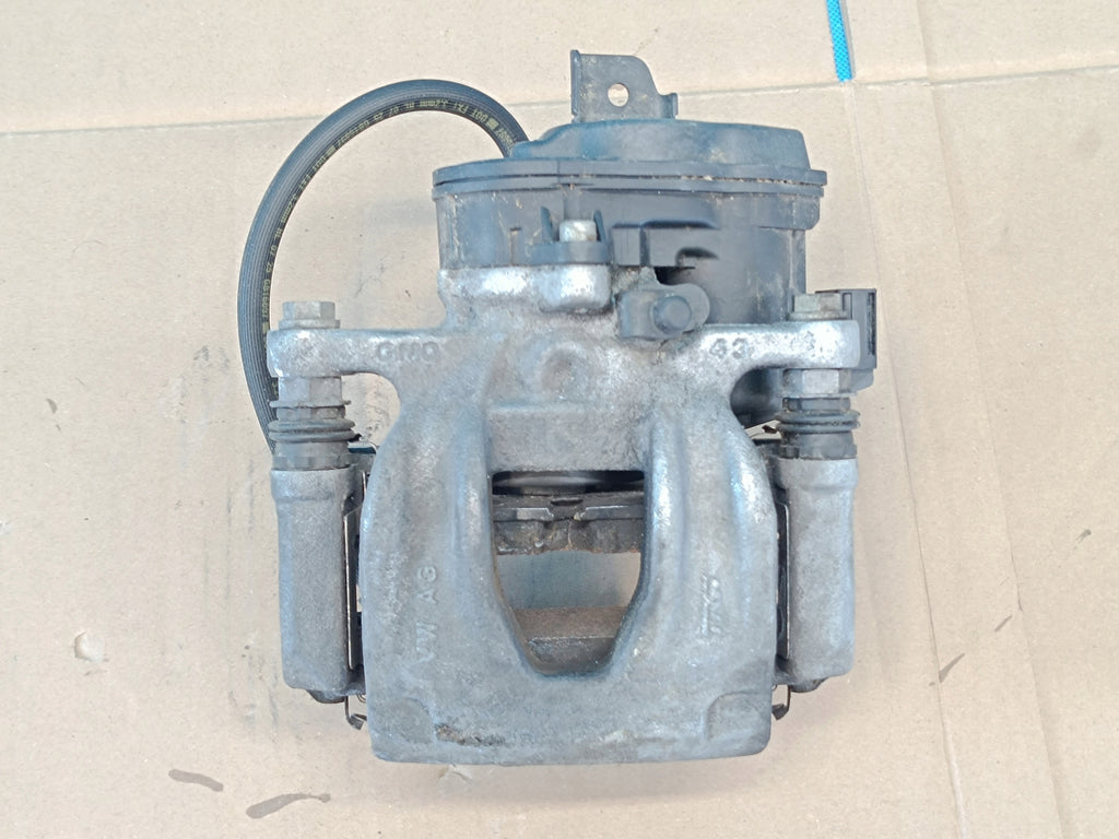 AUDI A6 C9 AVANT 2.0TDI 4x4 26R BRAKE CALIPER LEFT REAR 8B3615405B 330x22