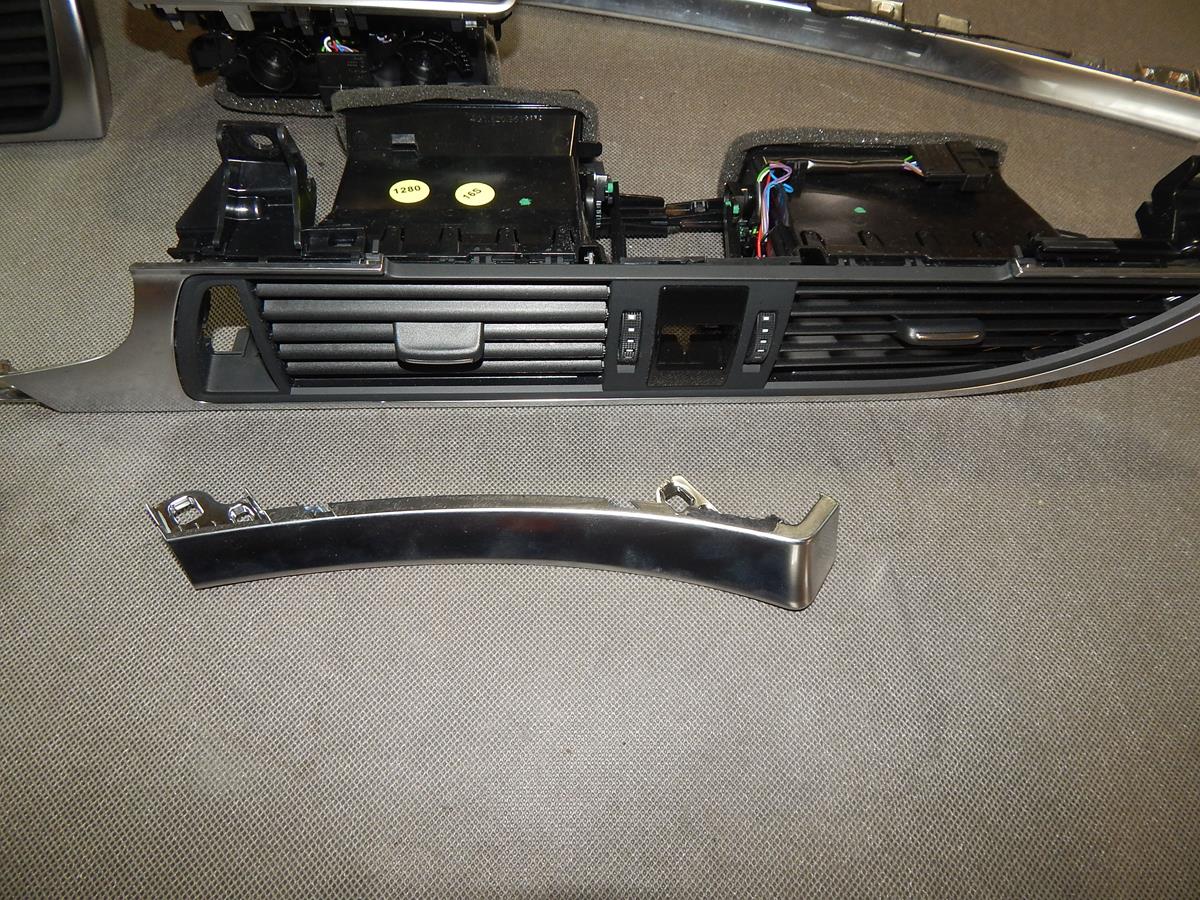 AUDI A6 S6 4G CONSOLE AIR VENTS