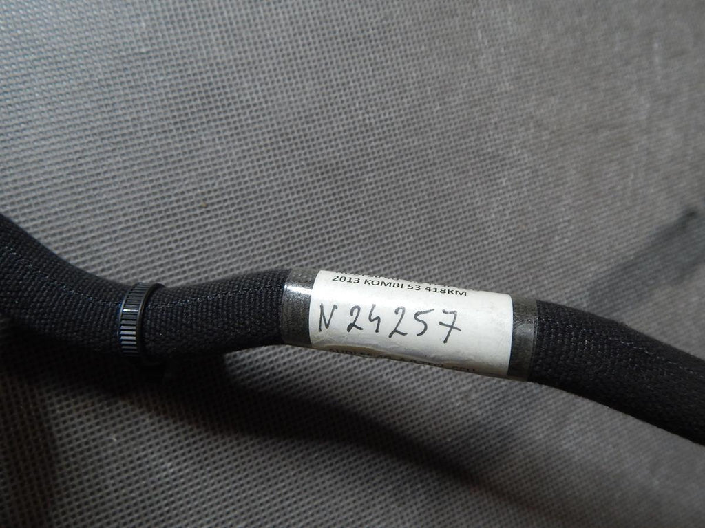 AUDI A6 S6 WIRE TUBE