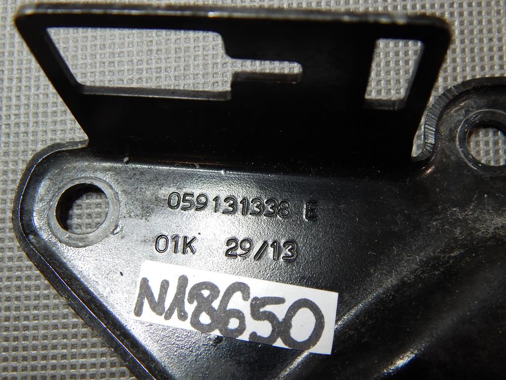 AUDI A7 4G MOUNT BRACKET 059131338E