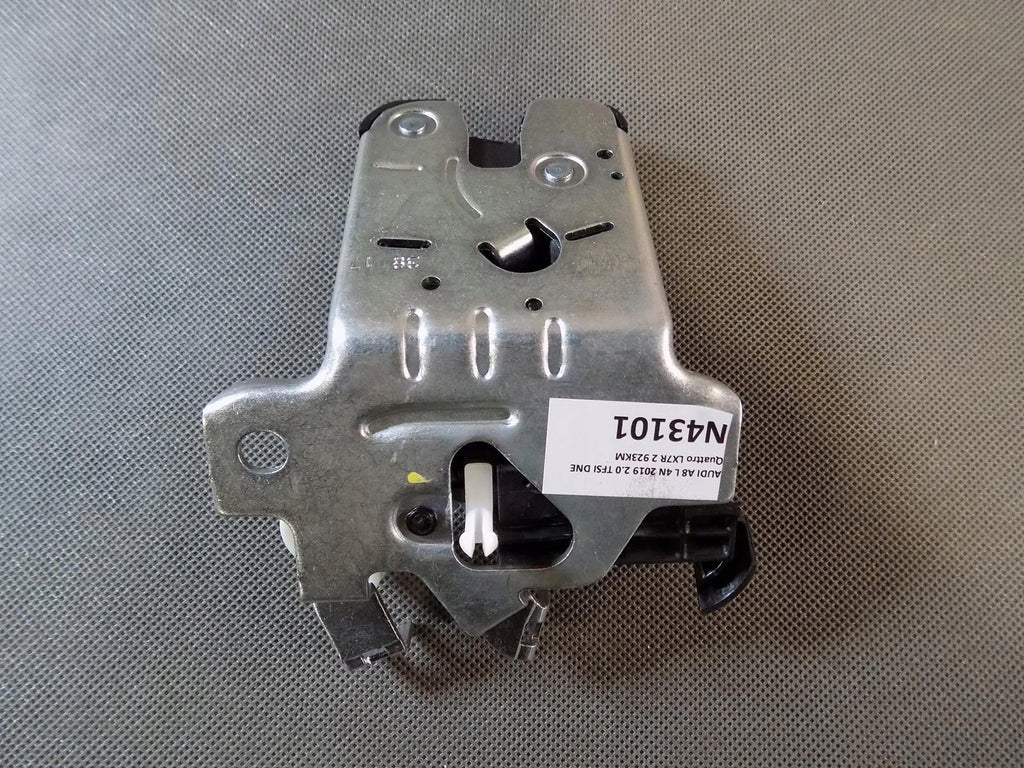 AUDI A8 4N D5 FLAP LOCK 8W0827503