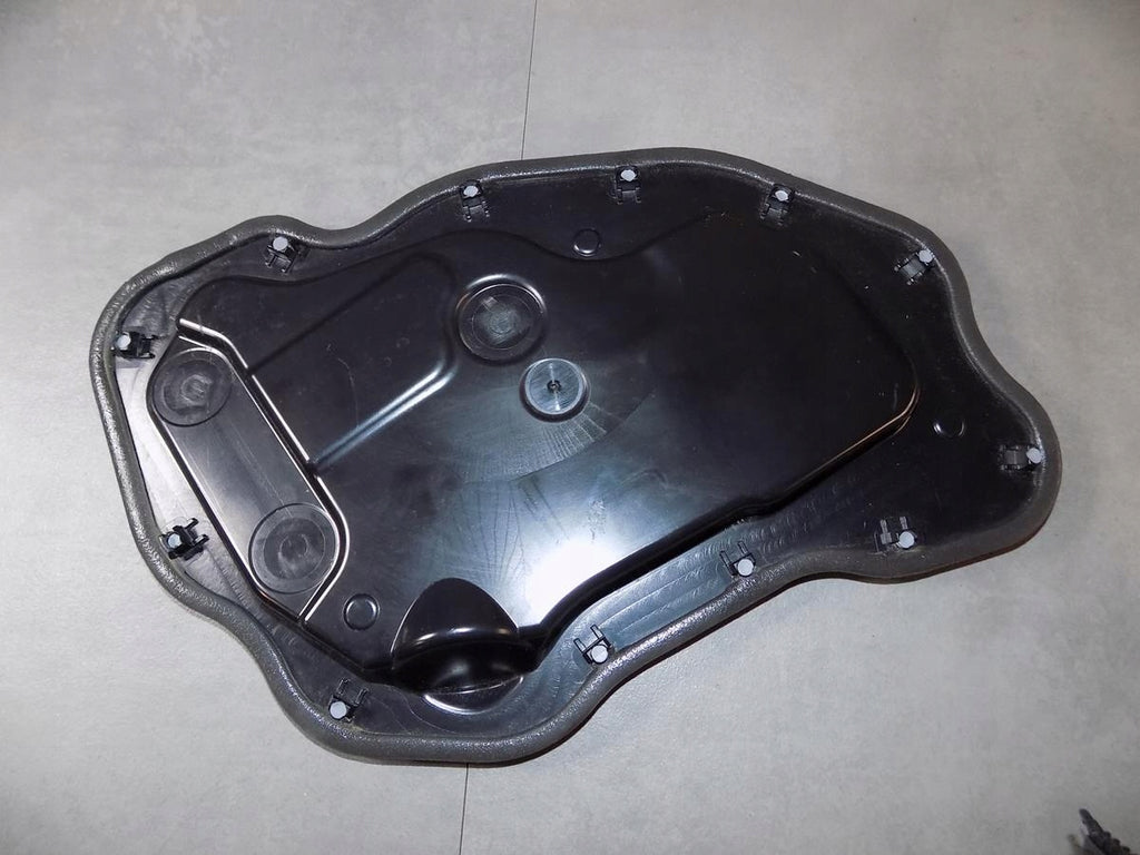 AUDI A8 4N DOOR GUARD LEFT REAR 4N0839915