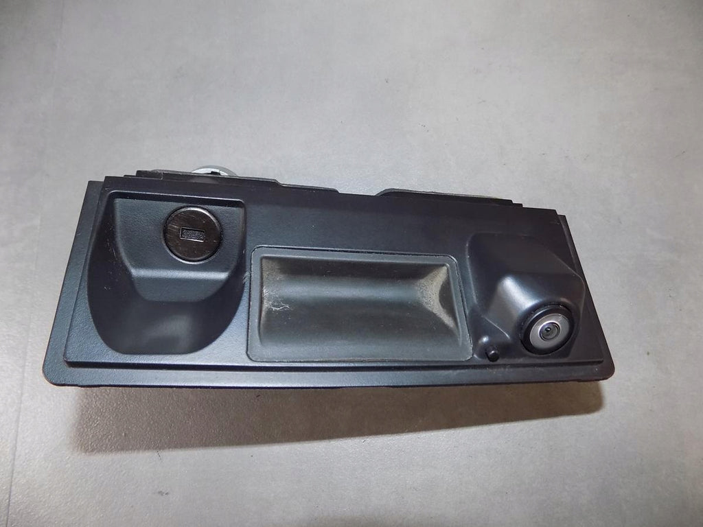 AUDI A8 4N FLAP HANDLE REVERSING CAMERA 4N0827574B