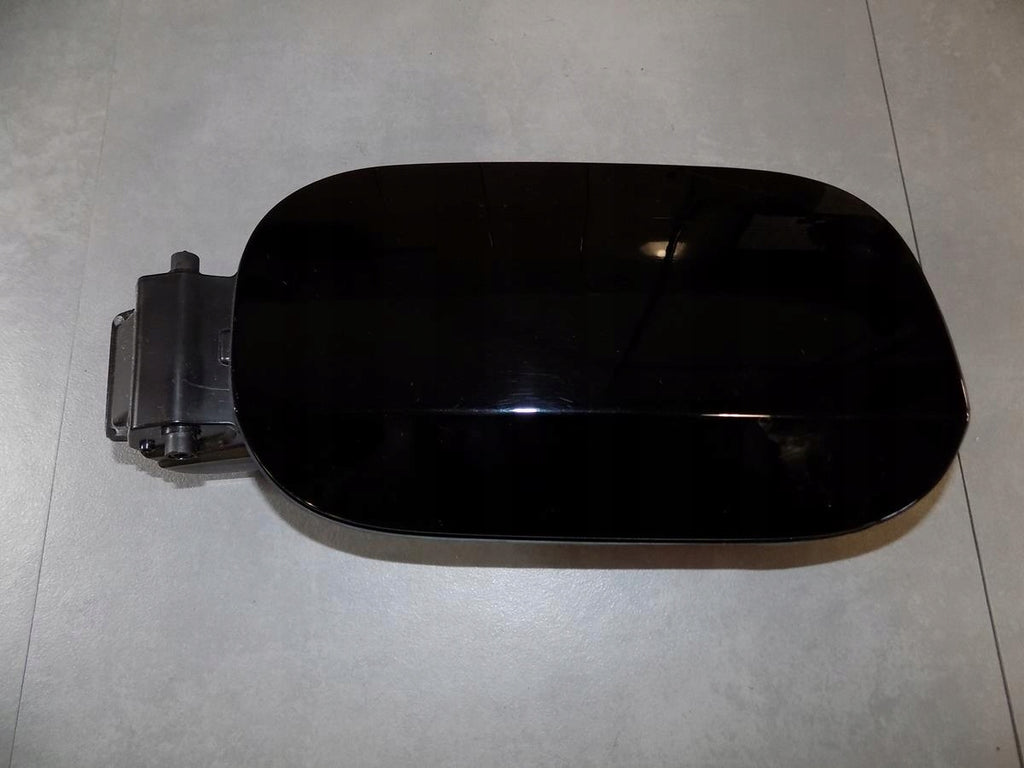 AUDI A8 4N FUEL FLAP LY9B 4N0809906G