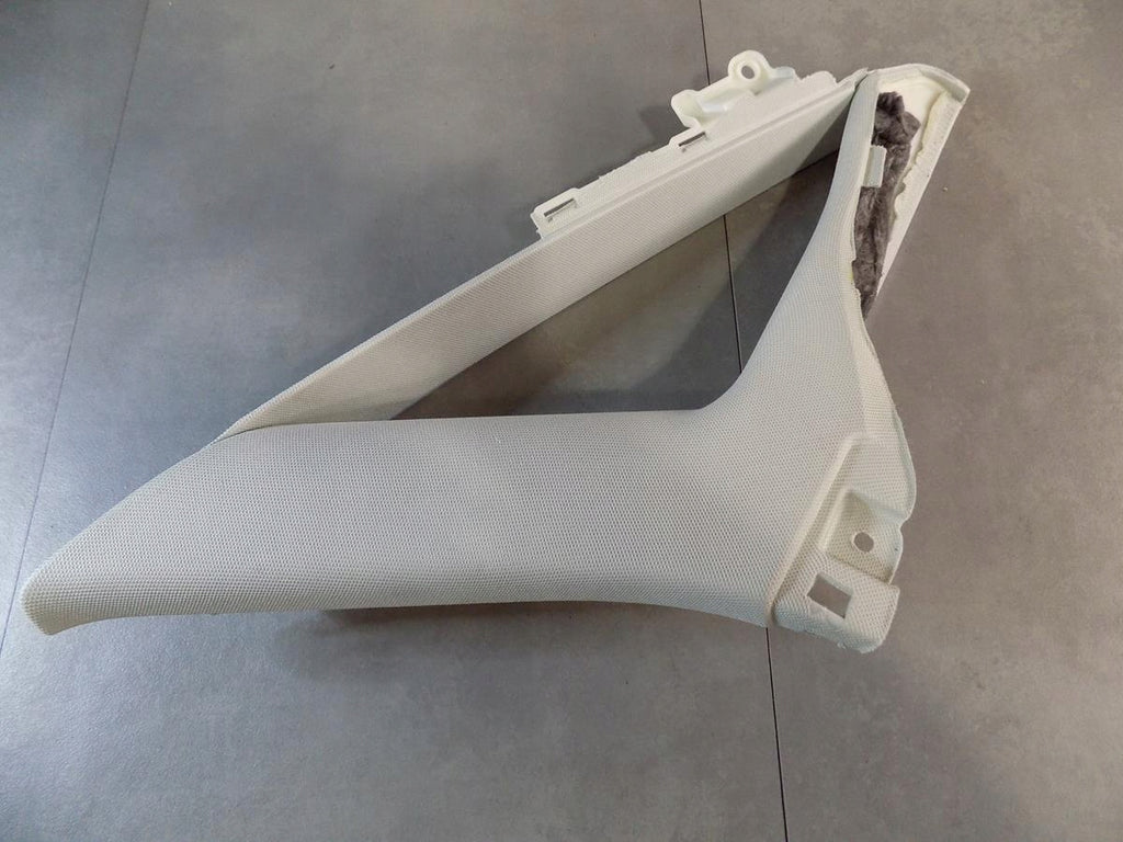 AUDI A8 4N POST PLATING RIGHT REAR 4N4867242