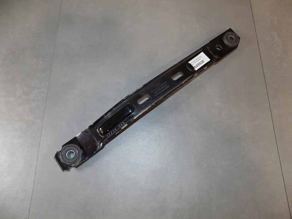 AUDI A8 4N TANK HOLDER COVERS 4N0201654A