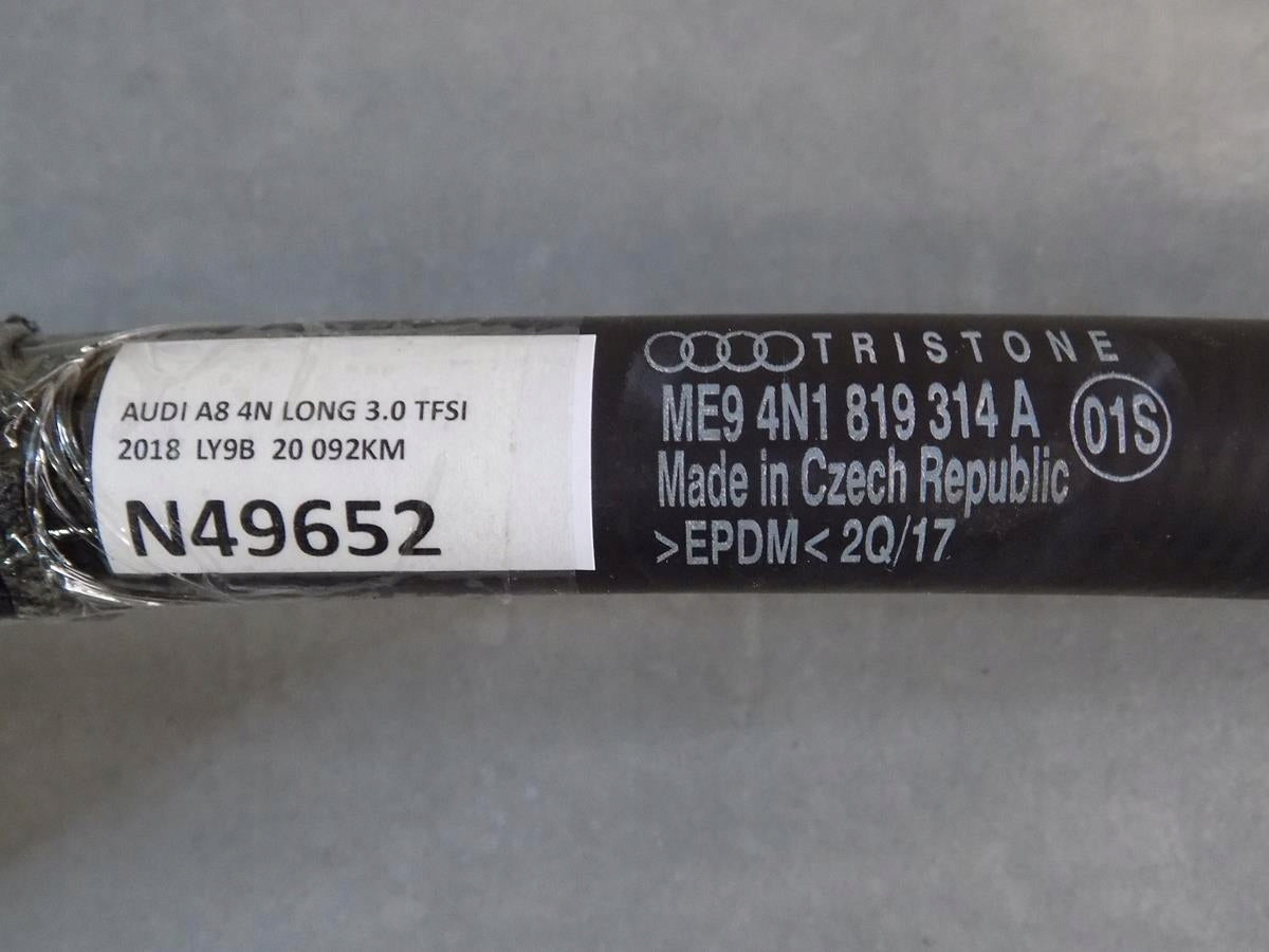 AUDI A8 4N WATER LINE 4N1819314A