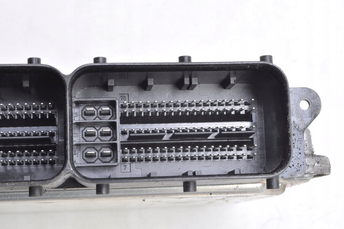 AUDI A8 D4 3.0 TDI 250KM COMPUTER ENGINE CONTROLLER 4H0907401