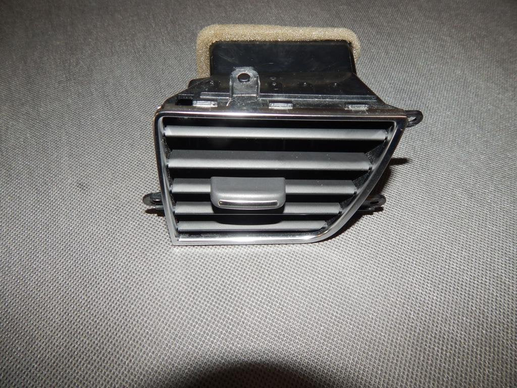 AUDI A8 D4 4H AIR SUPPLY GRILLE LEFT 4H1820959A
