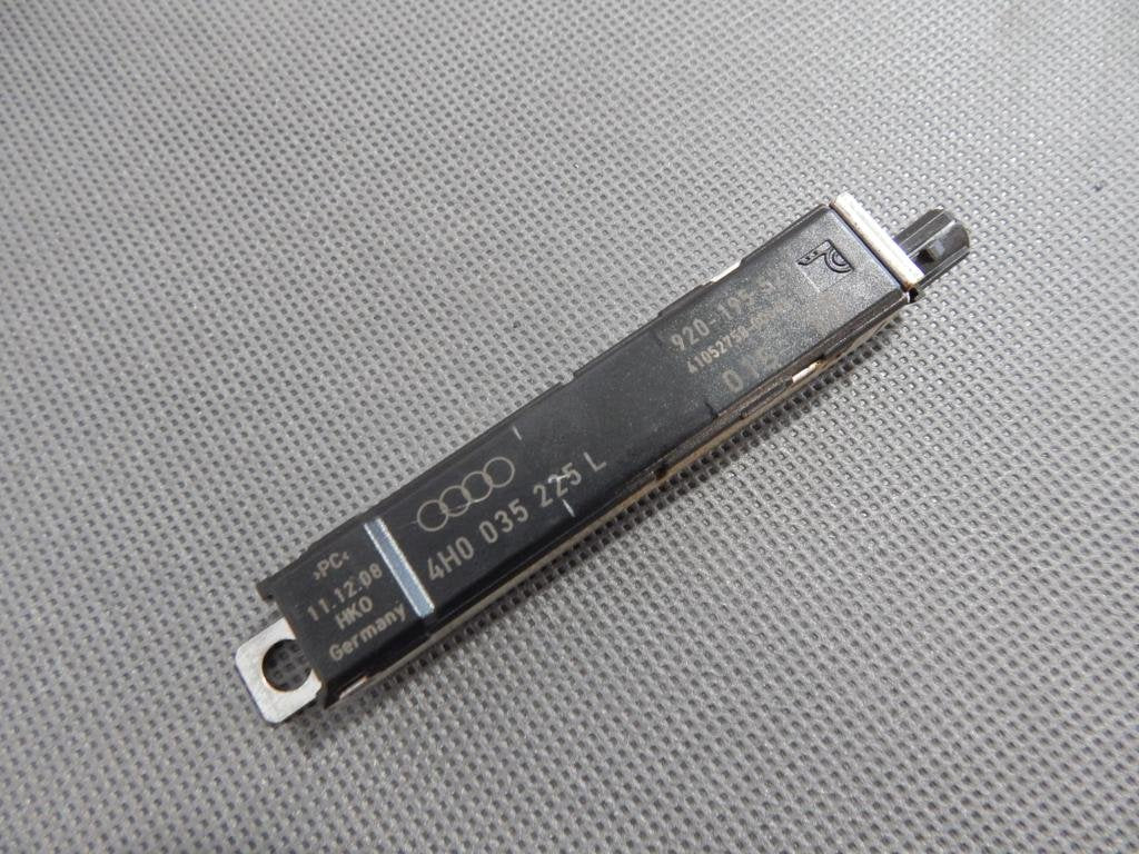 AUDI A8 D4 4H ANTENNA AMPLIFIER 4H0035225L