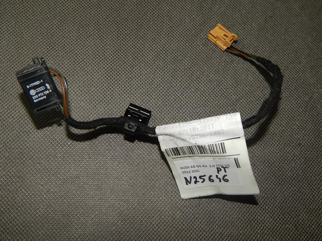 AUDI A8 D4 DOOR INSTALLATION RIGHT REAR 4H0971142