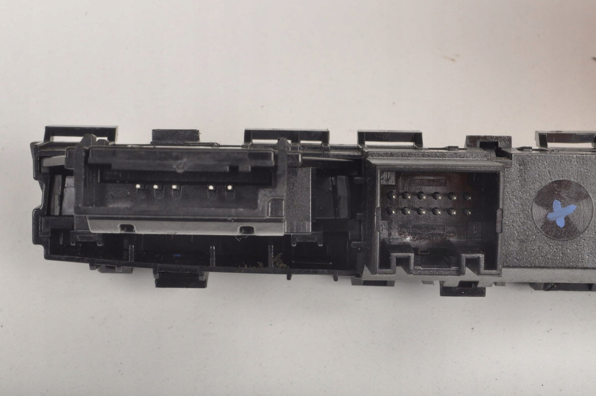 AUDI A8 D4 EMERGENCY LIGHT SWITCH 4H2959673N