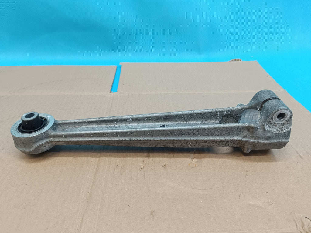 AUDI A8 D5 2017 R FORK HOLDER SHOCK ABSORBER MOUNT REAR 4N0513073B