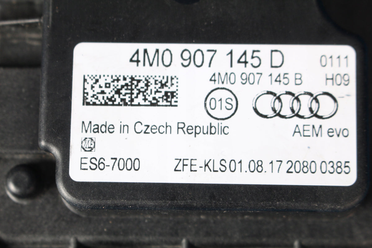 AUDI A8 D5 4N AIR SUSPENSION MODULE LEGAL 2018R 4M0907145D