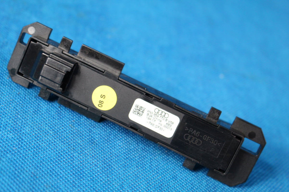 AUDI A8 D5 4N SEAT MEMORY SWITCH RIGHT 2017R 4M0959770B