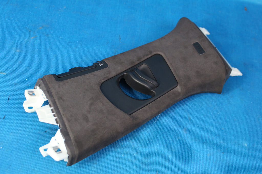 AUDI A8 D5 POST COVER B LEFT ALCANTARA 2018R 4N0867239A