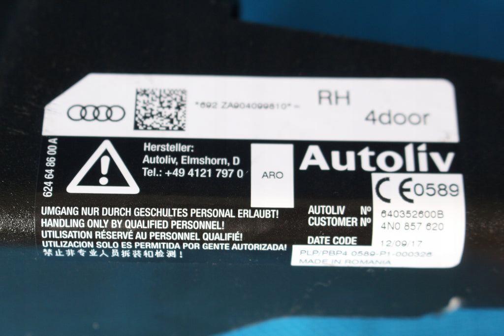 AUDI A8 D5 SEAT BELTS FRONT LEFT RIGHT 2017R