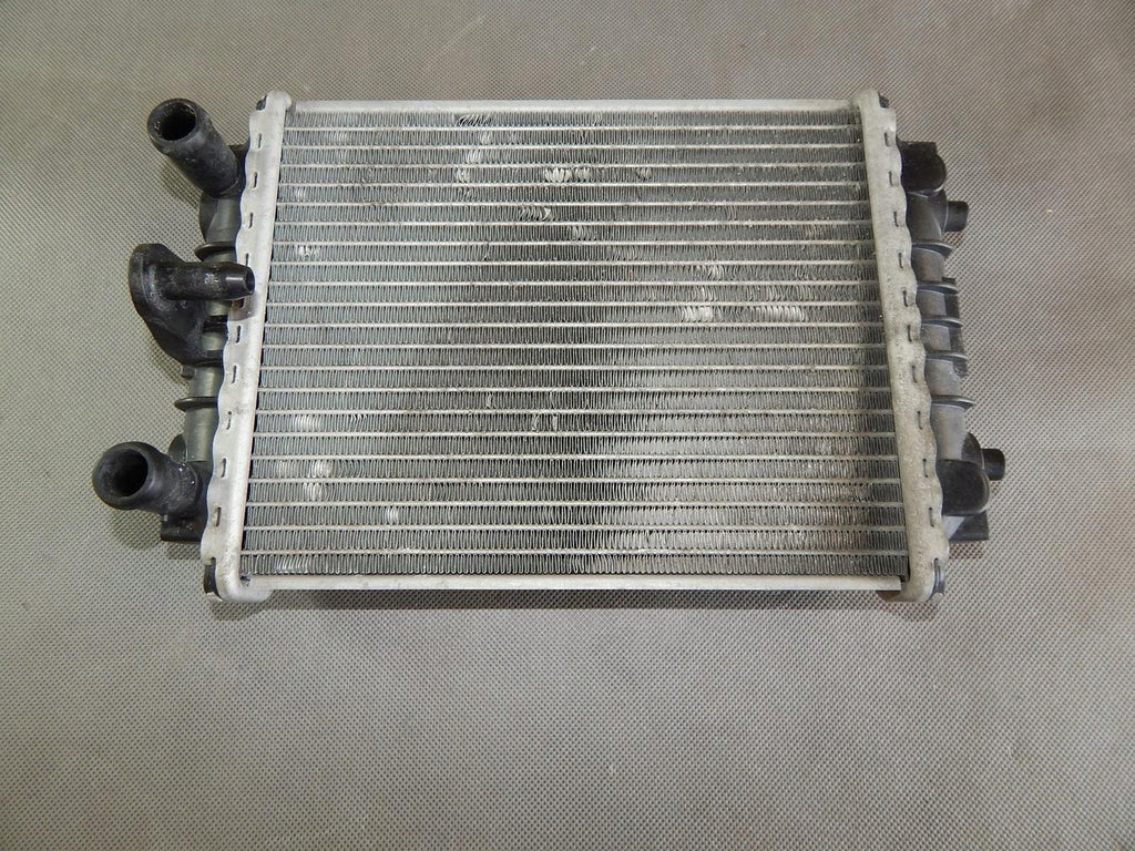 AUDI A8 L ADDITIONAL WATER COOLER