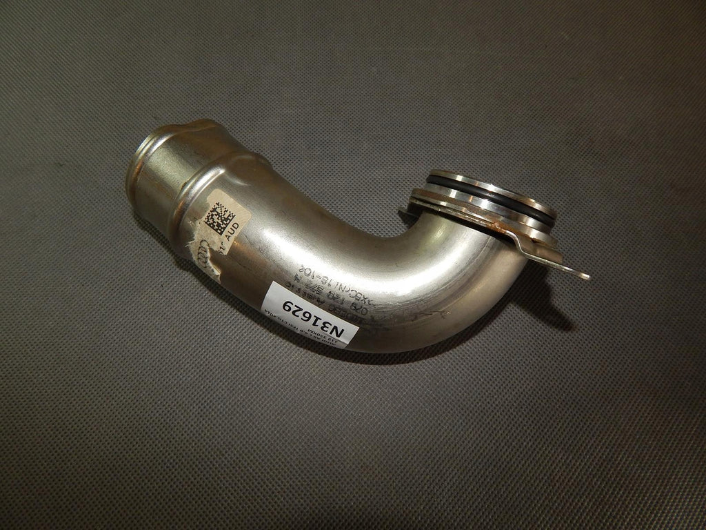 AUDI A8 L AIR PIPE 079129572N