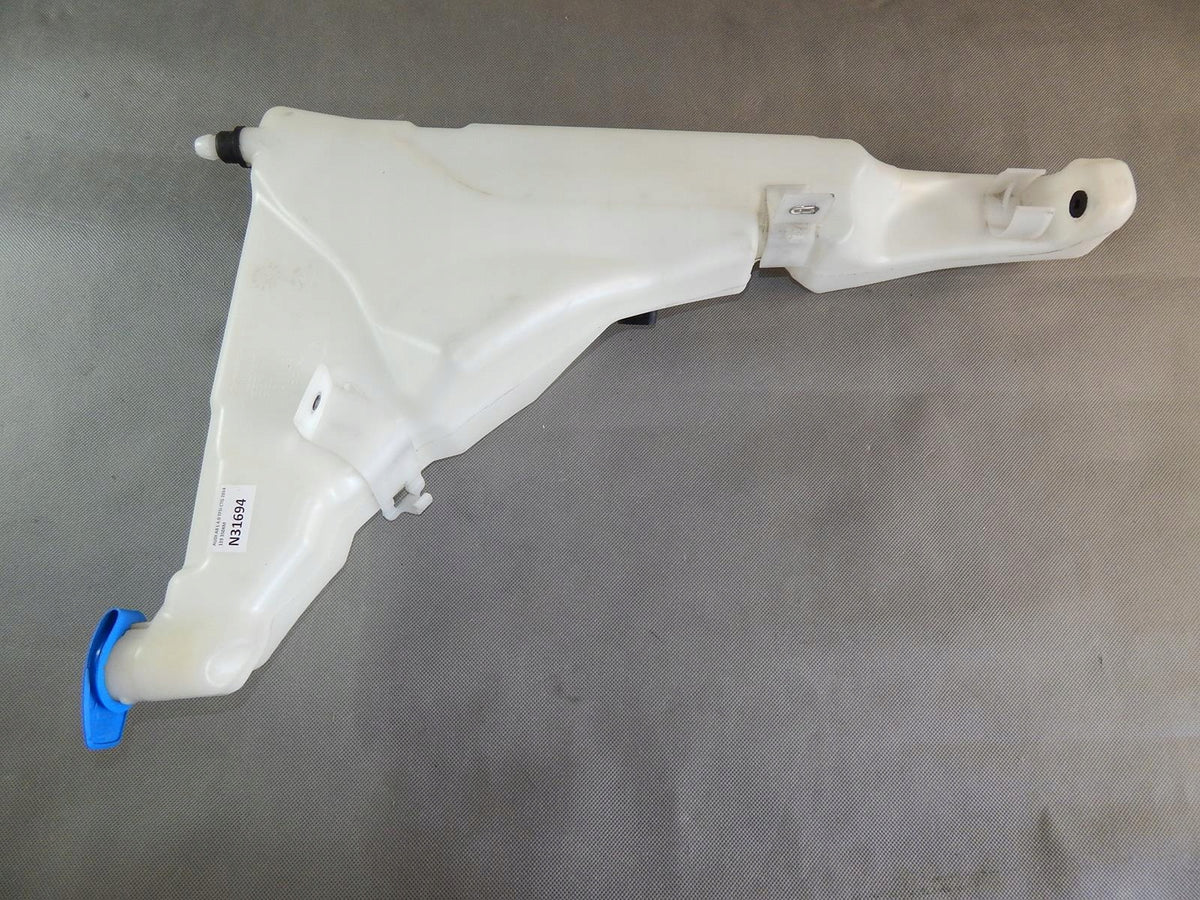 AUDI A8 L WASHER RESERVOIR 4H0955451B