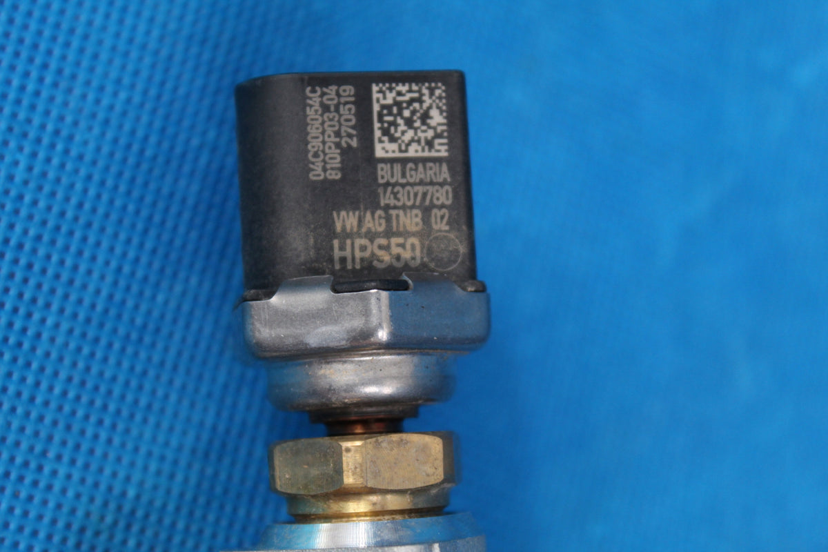 AUDI Q2 INJECTION RAIL SENSOR 1.0 TSI 2019R 04C133320G 04C130241F