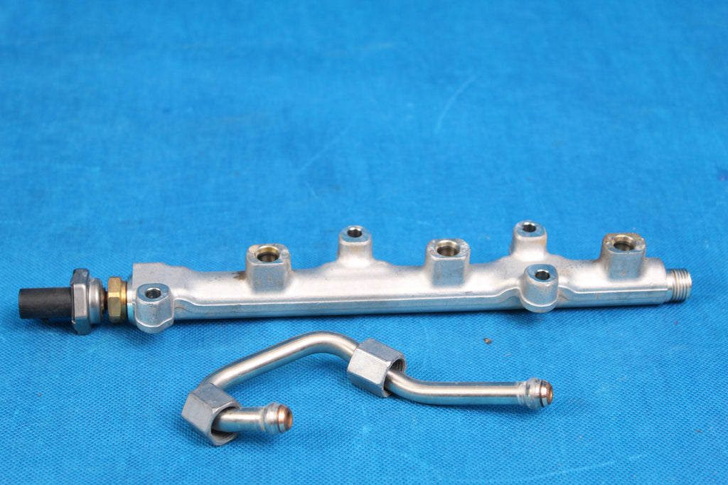 AUDI Q2 INJECTION RAIL SENSOR 1.0 TSI 2019R 04C133320G 04C130241F