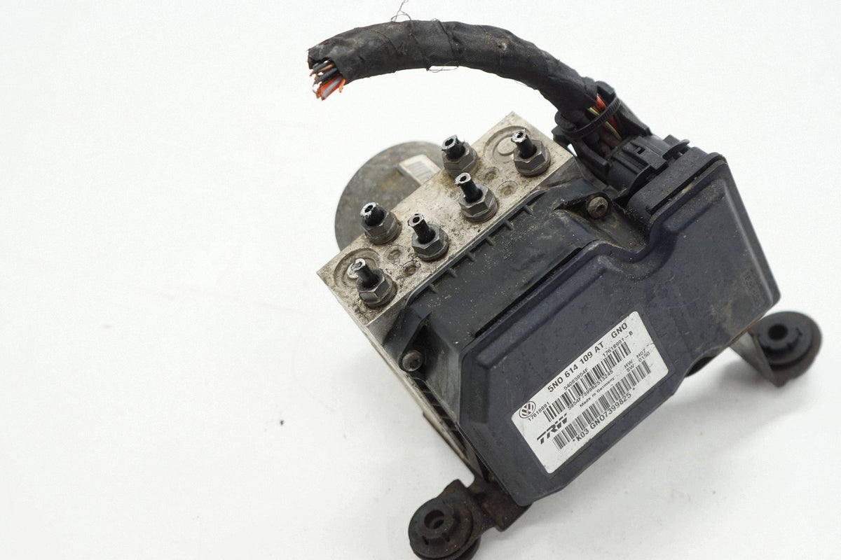 AUDI Q3 8U 13R 2.0 TDI BRAKE PUMP ABS 5N0614109AT