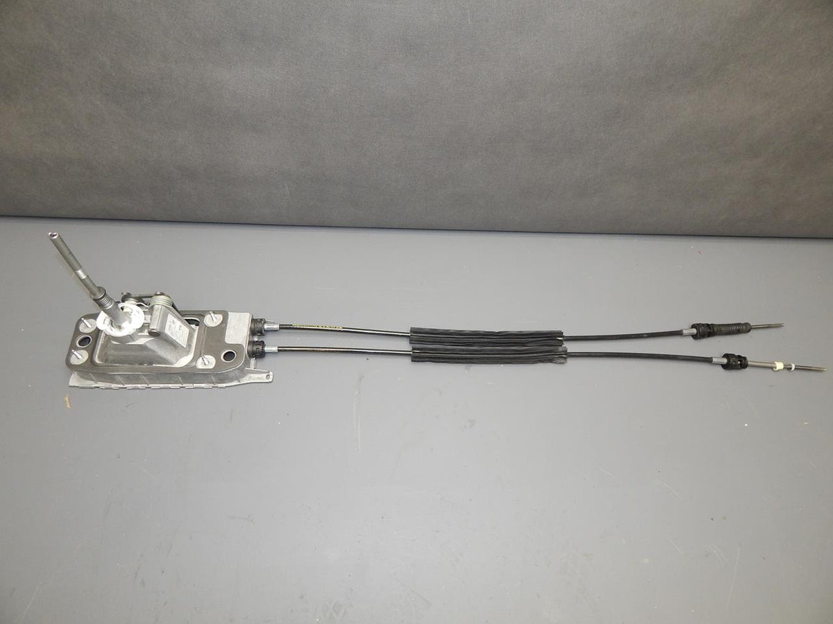 AUDI Q3 8U 2.0 TDI LINKS SELECTOR 5N0711049T