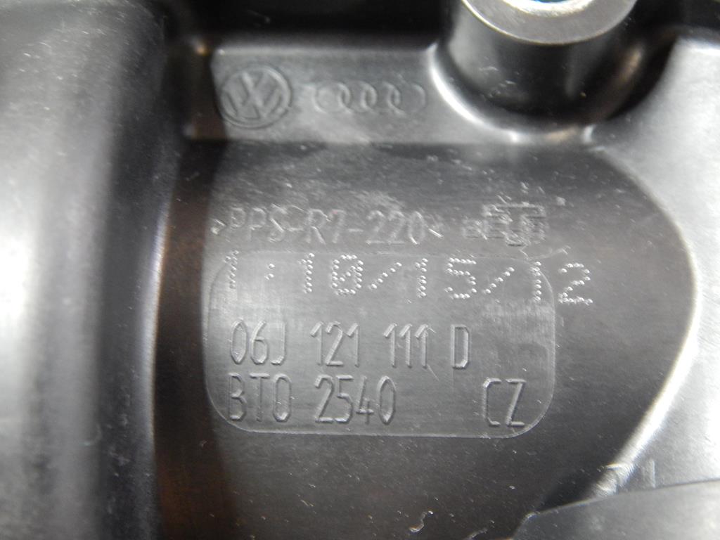 AUDI Q3 8U 2.0 TFSI WATER PUMP 06J121026AS 06J121111D