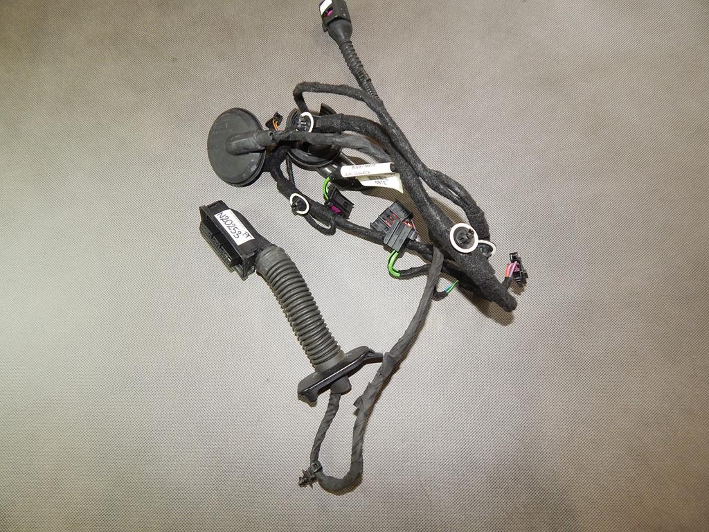 AUDI Q3 8U DOOR HARNESS RIGHT REAR 8U0971687E