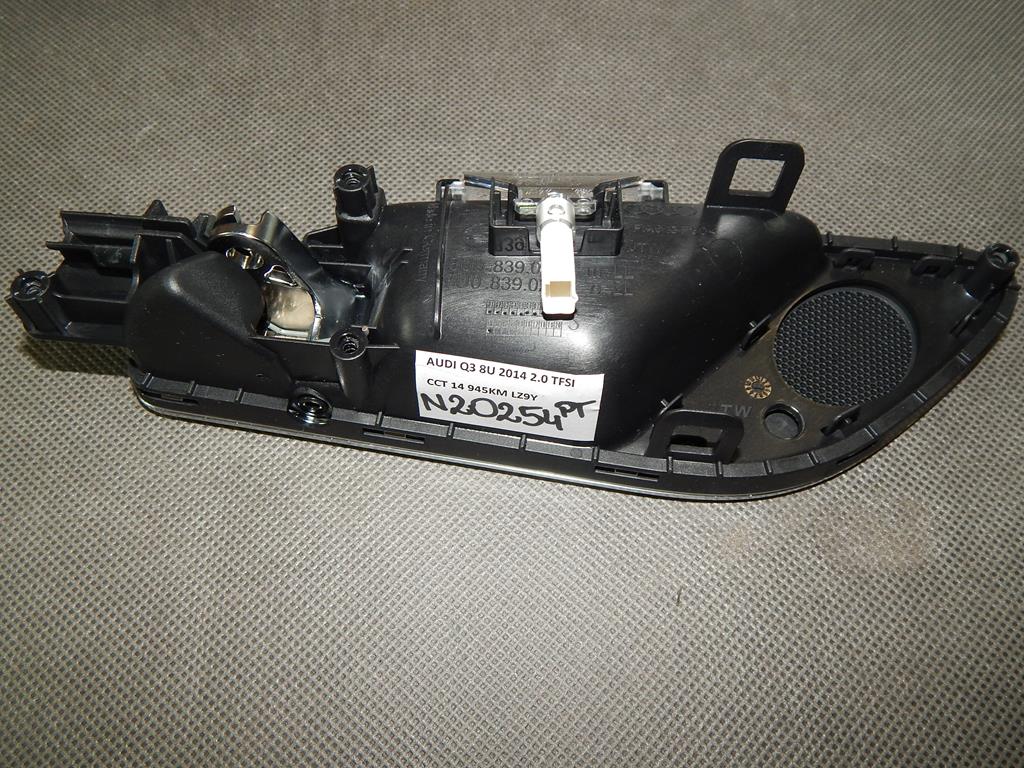 AUDI Q3 8U INTERIOR DOOR HANDLE RIGHT REAR