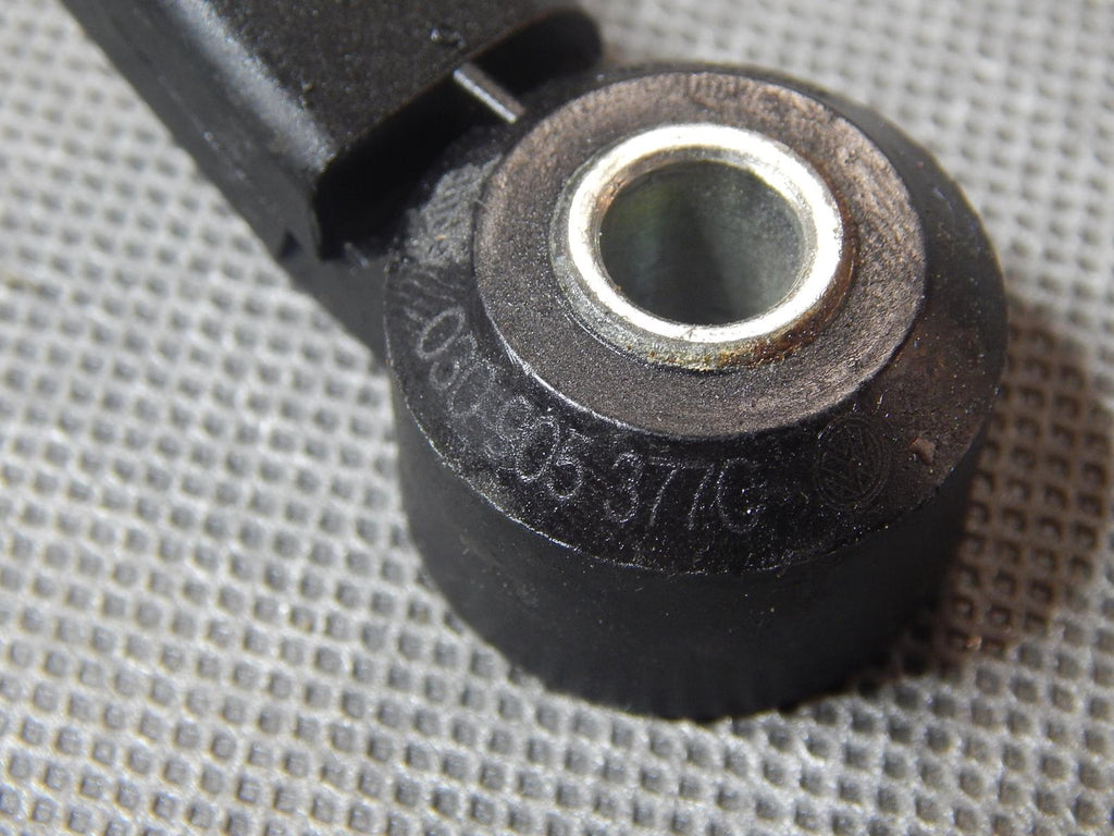 AUDI Q3 8U KNOCK SENSOR 030905377G