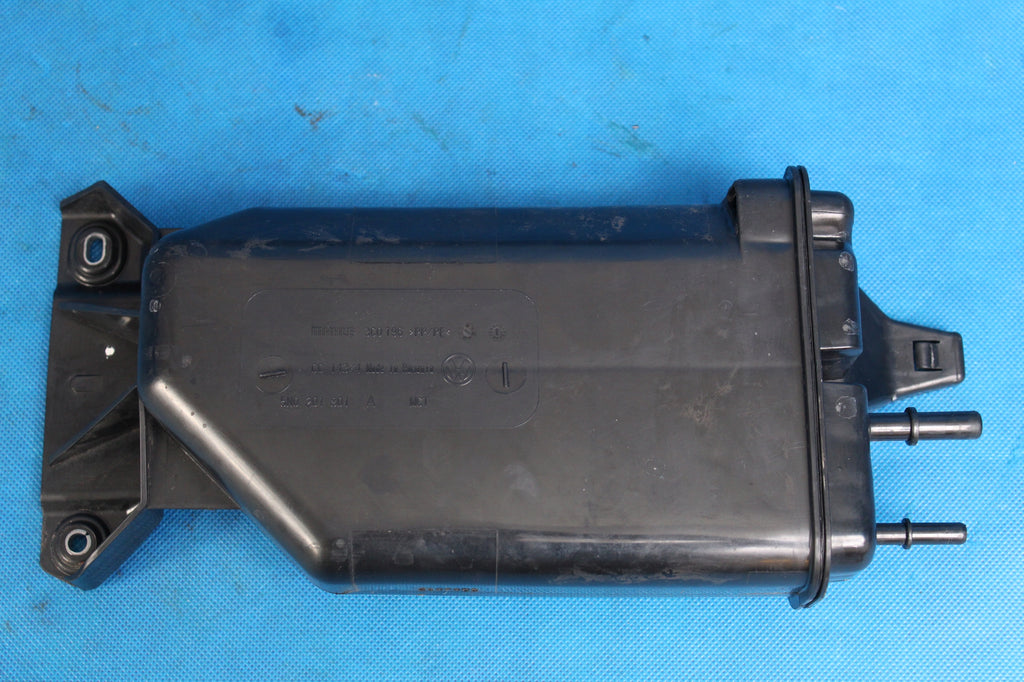 AUDI Q3 8U LIFT CARBON FILTER 5N0201801A 2018R