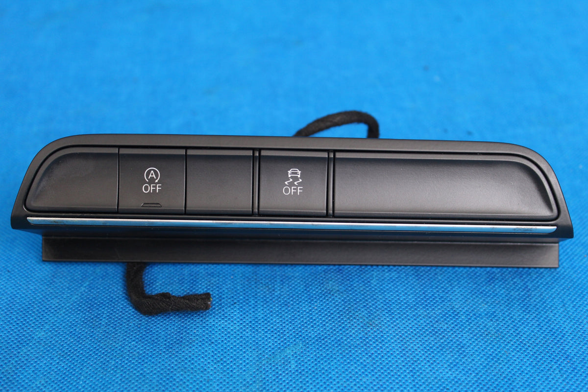 AUDI Q3 8U SWITCH PANEL 8U0959673E 2015R
