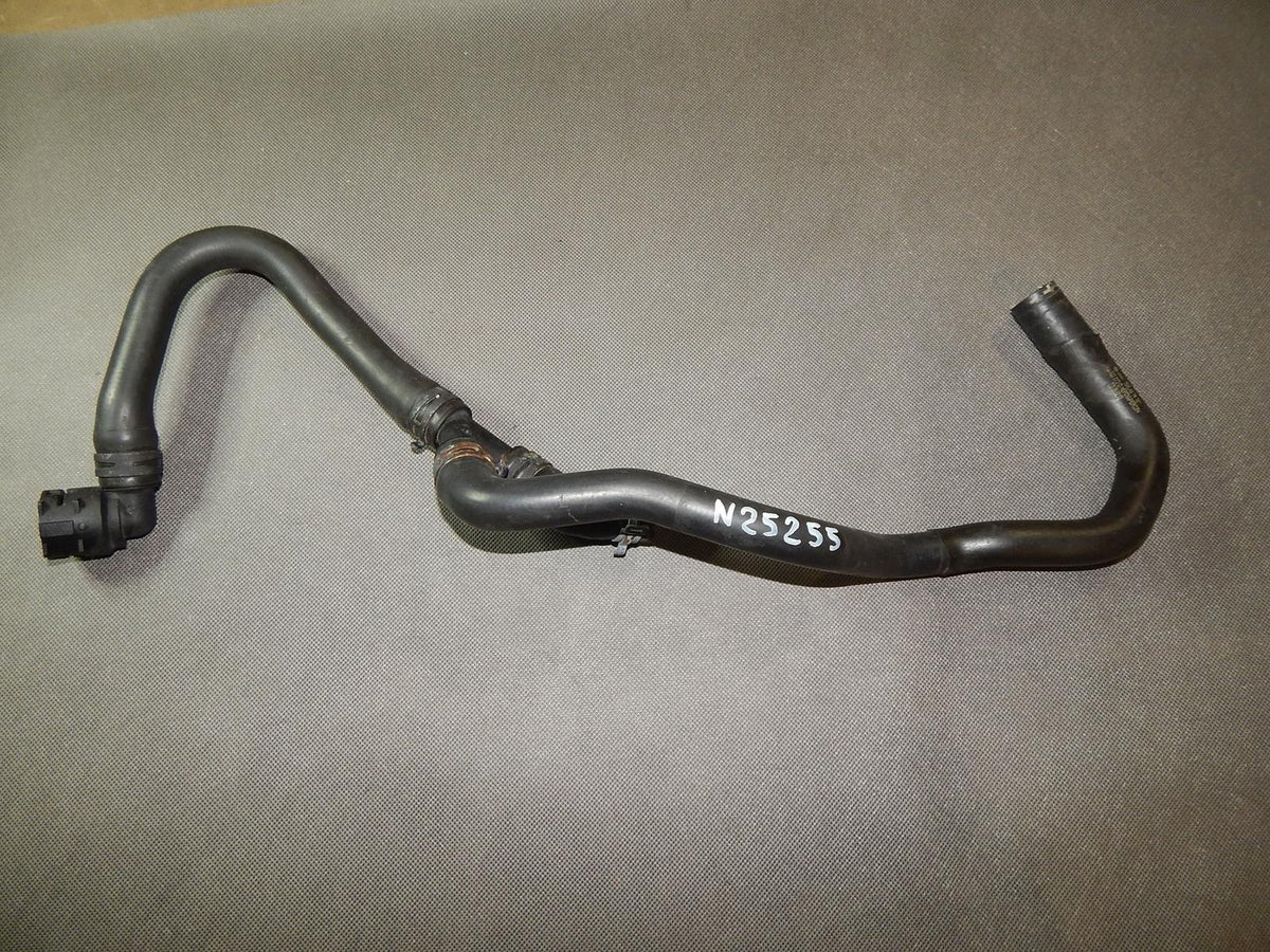 AUDI Q3 8U WATER PIPE 5N0122073Q