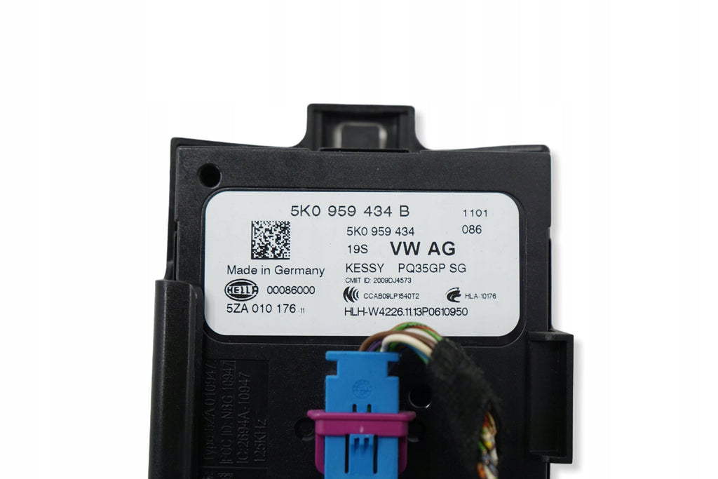 AUDI Q3 AND 8U 14R MODULE DRIVER KESSY 5K0959434B