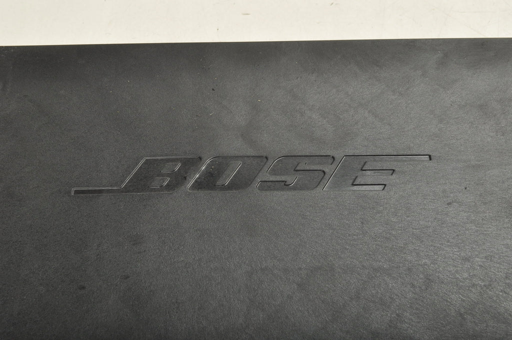 AUDI Q3 AND 8X0035223D BOSE RADIO AMPLIFIER