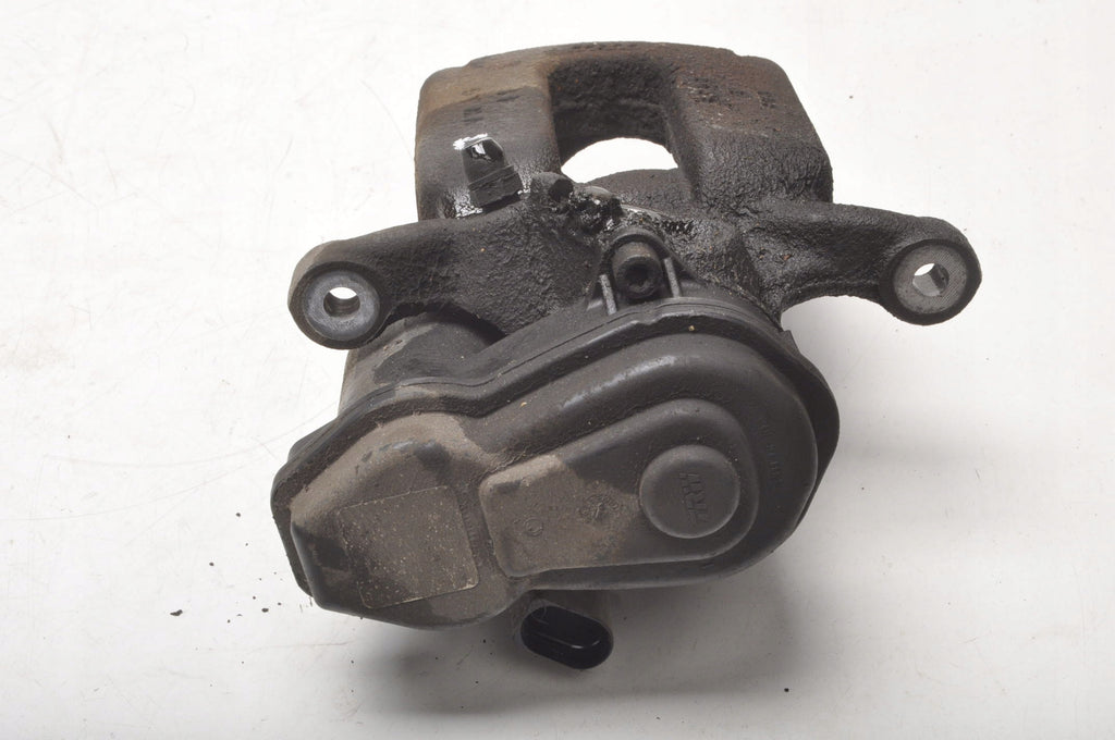 AUDI Q3 AND BRAKE CALIPER LEFT REAR
