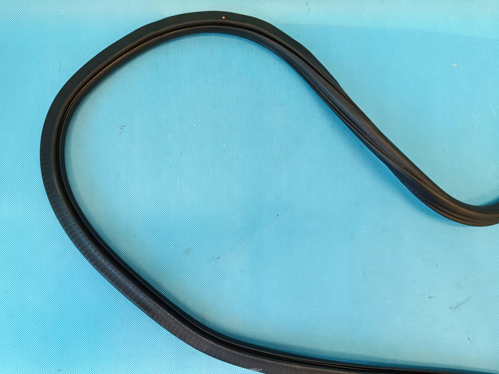 AUDI Q3 F3 SPORTBACK 1.4 TFSI e 110KW 2024R GASKET RIGHT REAR 83F833721A