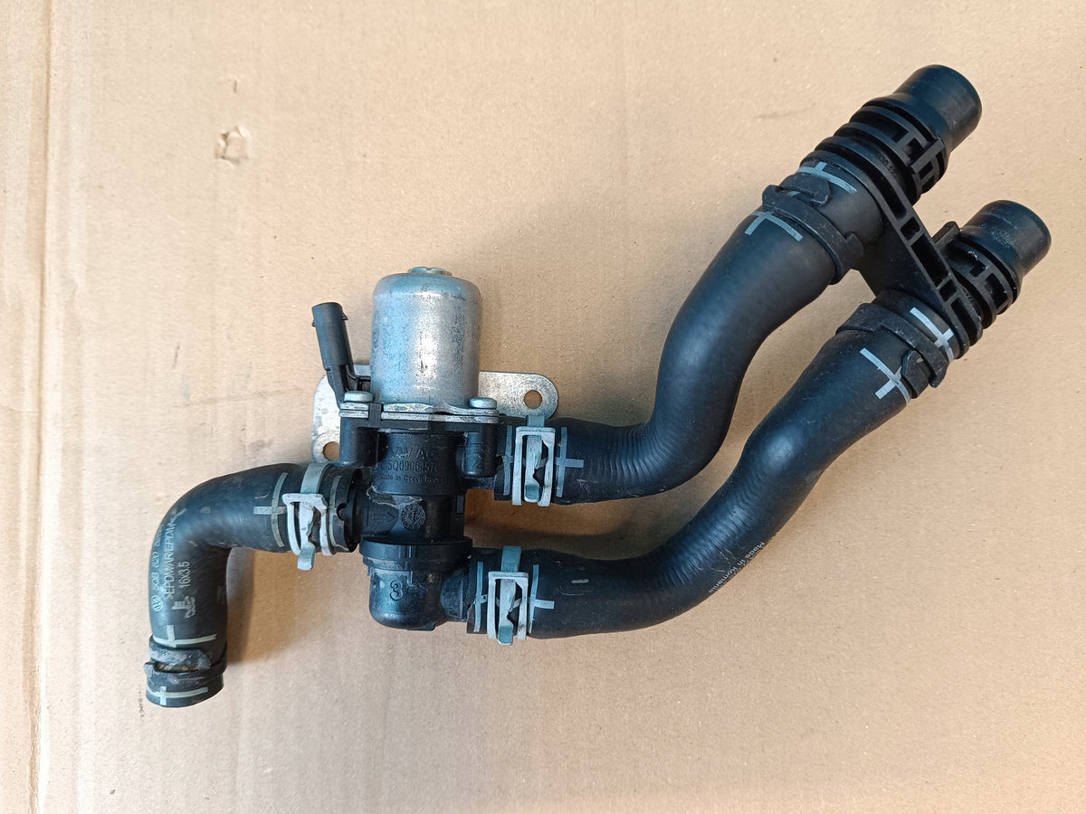 AUDI Q3 F3 SPORTBACK 1.4 TFSI e 110KW 2024R VALVE WATER CABLE 5Q0820507G