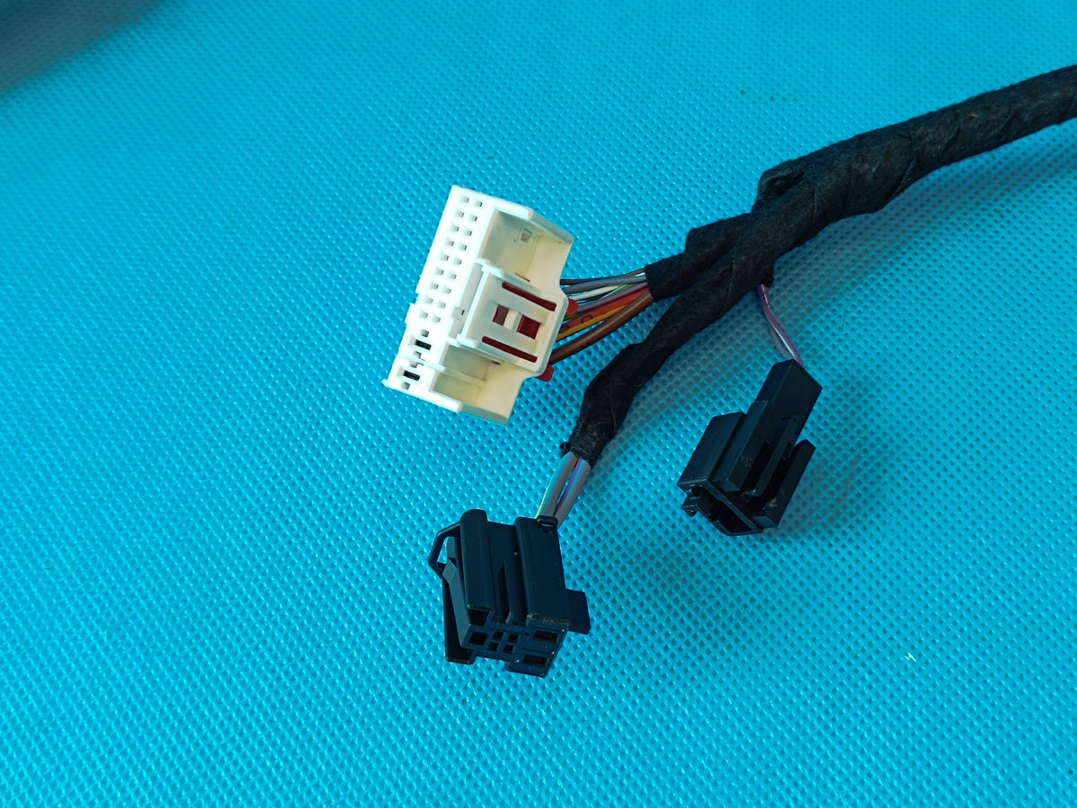 AUDI Q3 F3 SPORTBACK 1.4 TSI 110KW 2024R DOOR HARNESS RIGHT REAR 83A971688H