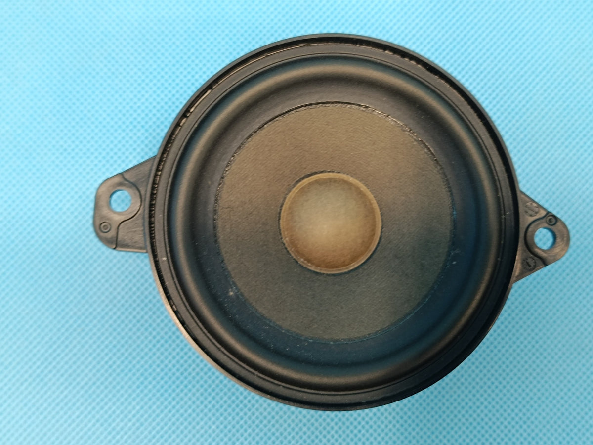 AUDI Q3 F3 SPORTBACK 1.4TFSI E 110KW 2023R CONSOLE BOARD SPEAKER 83A035453