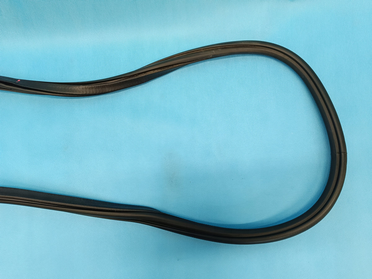 AUDI Q3 F3 SPORTBACK 1.4TFSI E 110KW 2023R GASKET LEFT REAR 83F833721A